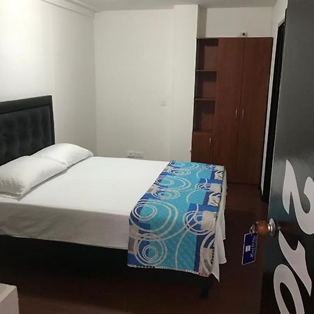 Hostal El Eden Manizales Bagian luar foto