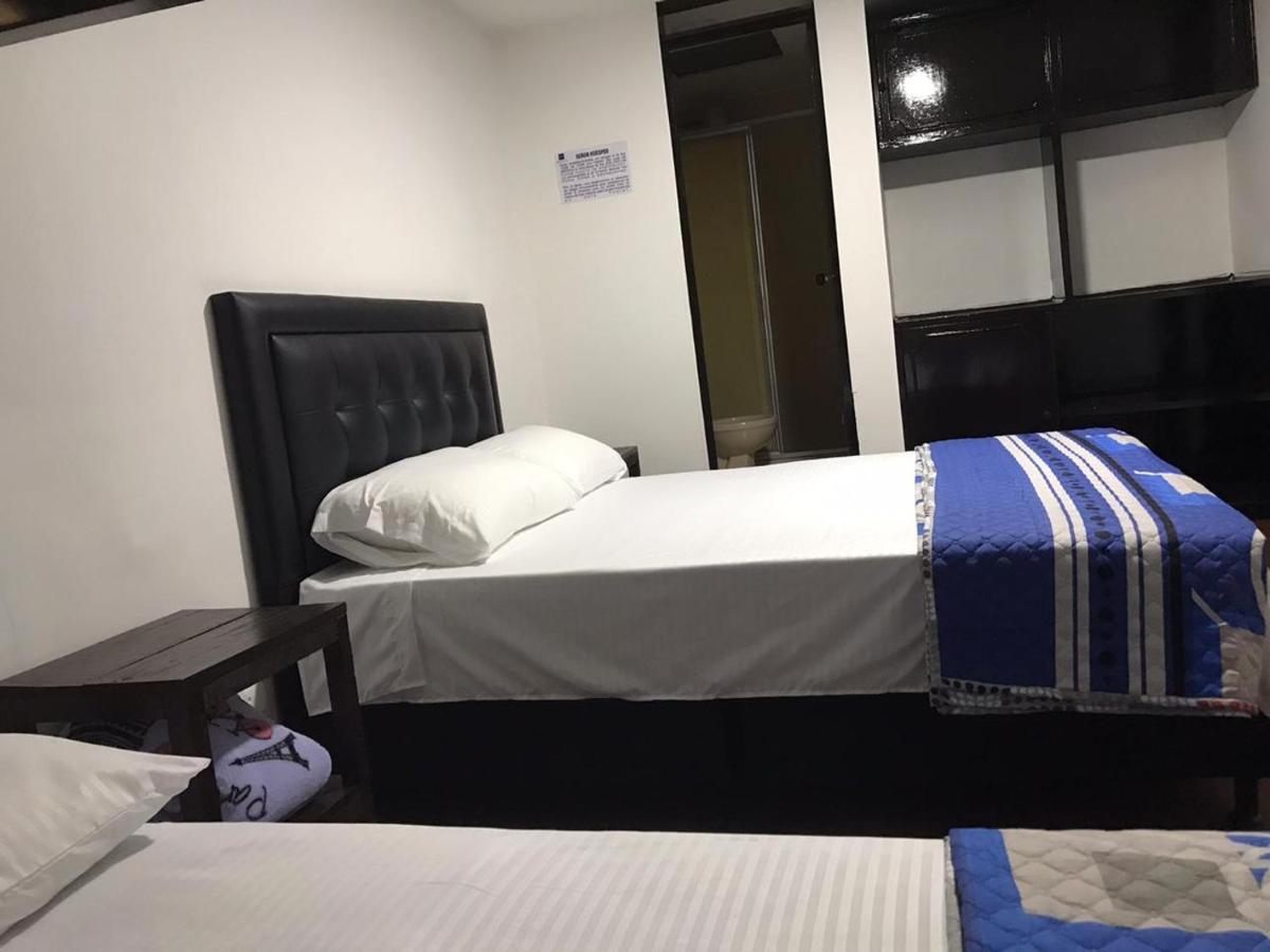 Hostal El Eden Manizales Bagian luar foto