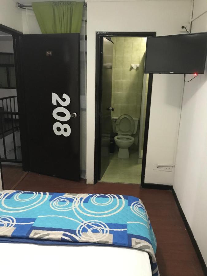 Hostal El Eden Manizales Bagian luar foto